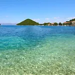 Robi Διαμέρισμα
