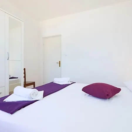 Robi Appartement *